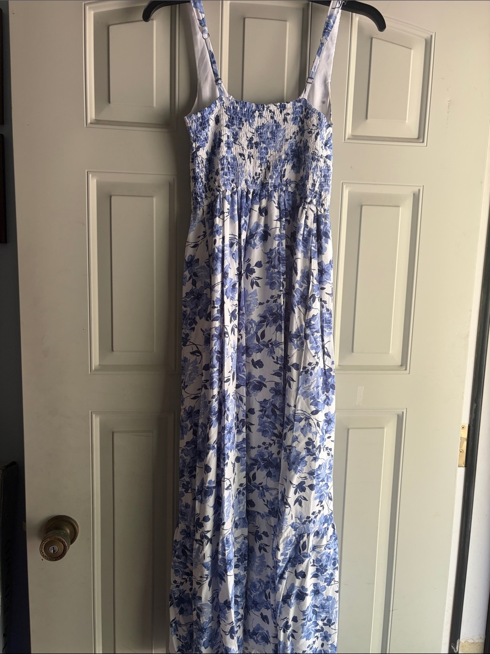 Hollister Sofia Side Slit  Maxi Flowered Lined Dress blue and white - Size XS - Picture 5 of 6
